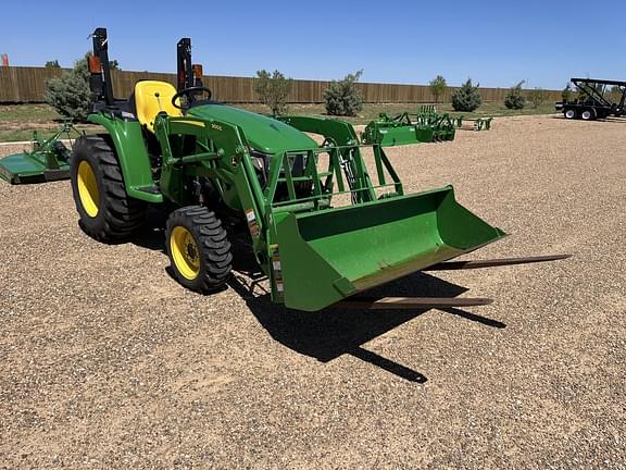 Image of John Deere 3025E equipment image 2