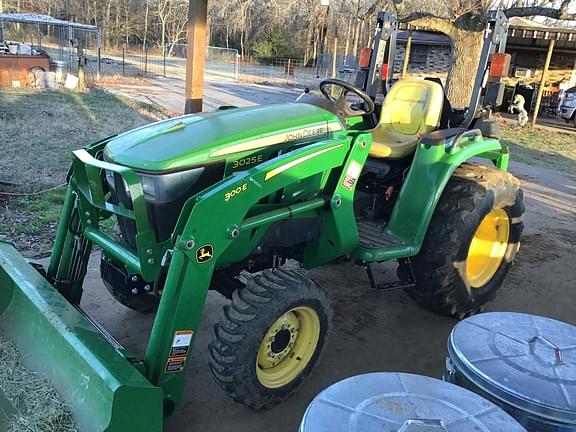 Image of John Deere 3025E Primary image