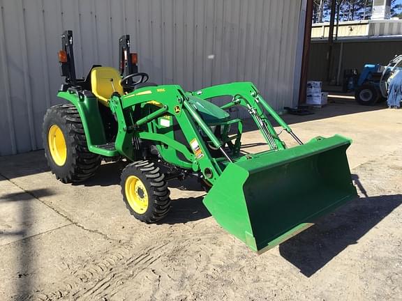 Image of John Deere 3025E equipment image 4