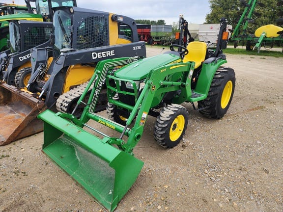 Main image John Deere 3025E