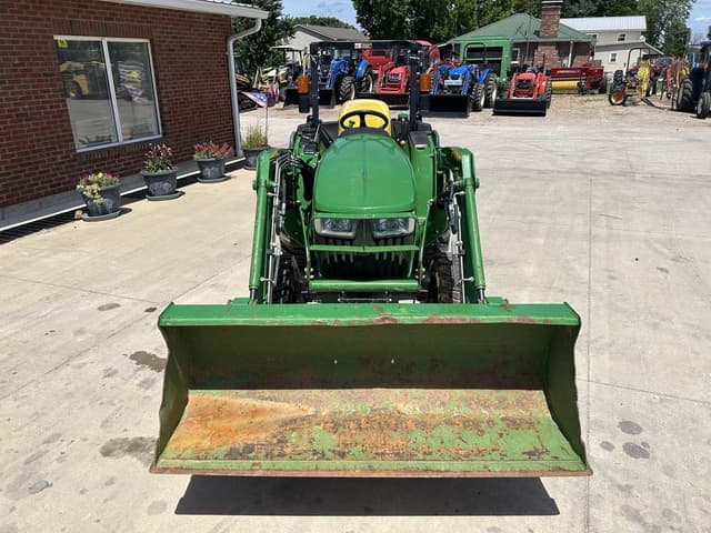 Image of John Deere 3025E equipment image 1