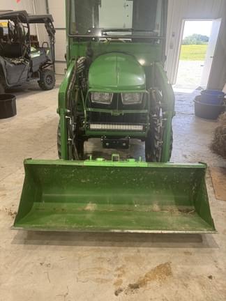 Image of John Deere 3025E equipment image 1