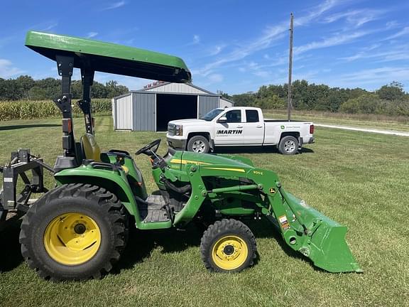 Image of John Deere 3025E equipment image 3