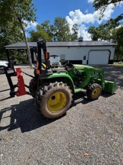 Image of John Deere 3025E equipment image 3