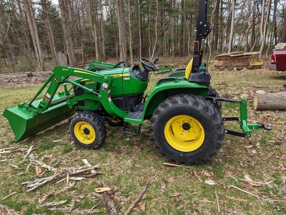 Main image John Deere 3025E