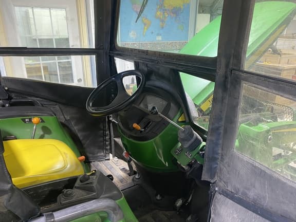 Image of John Deere 3025E equipment image 4