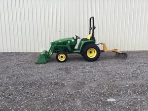 2018 John Deere 3025E Image