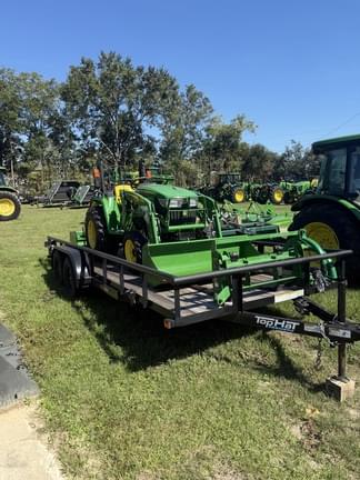 Image of John Deere 3025E equipment image 1