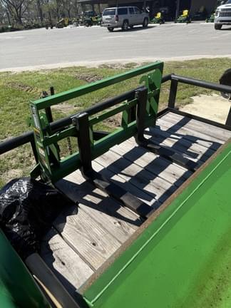 Image of John Deere 3025E equipment image 3
