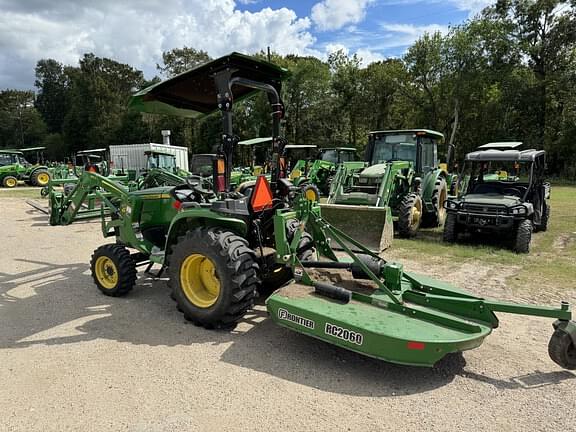 Image of John Deere 3032E equipment image 4