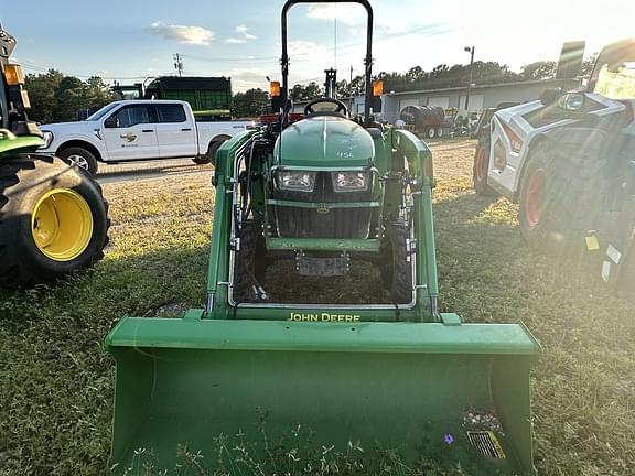 Image of John Deere 3032E equipment image 2