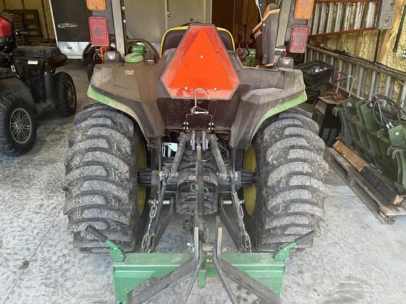 Image of John Deere 3032E equipment image 4