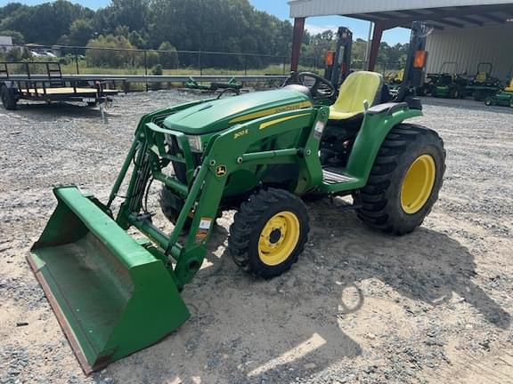 Image of John Deere 3032E Primary image