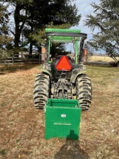 Image of John Deere 3032E equipment image 3