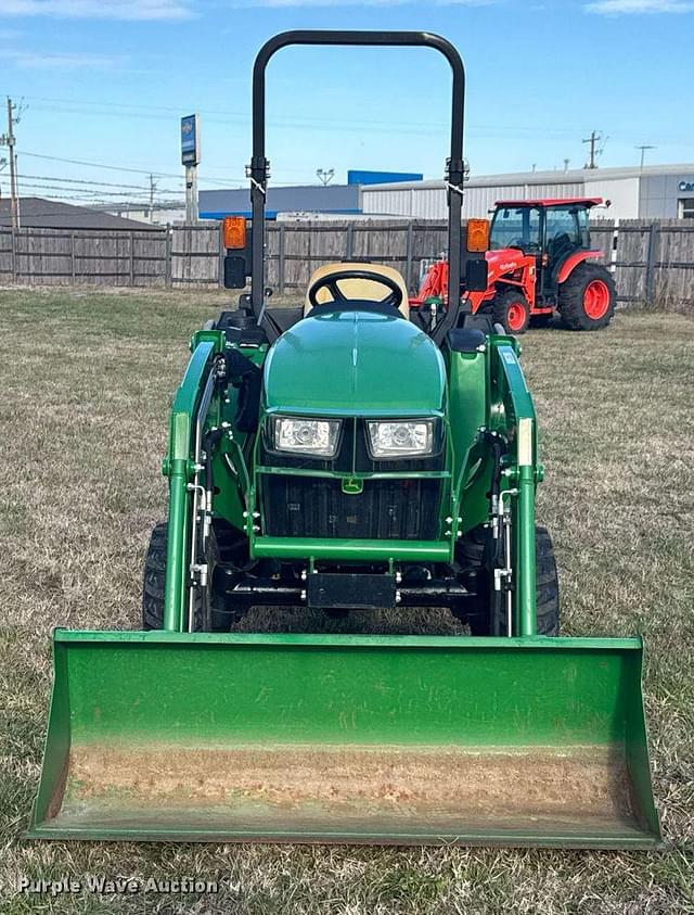 Image of John Deere 3032E equipment image 1