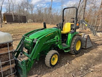 Main image John Deere 3033R
