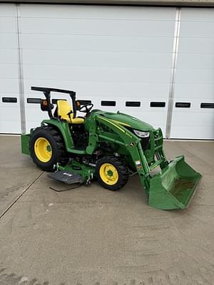 2018 John Deere 3033R Image