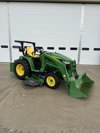Main image John Deere 3033R
