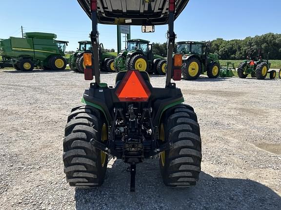 Image of John Deere 3038E equipment image 4