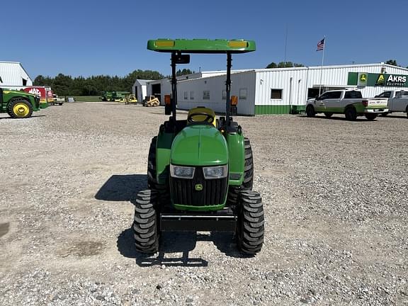 Image of John Deere 3038E equipment image 1