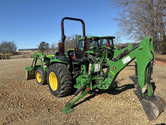 Image of John Deere 3038E equipment image 3