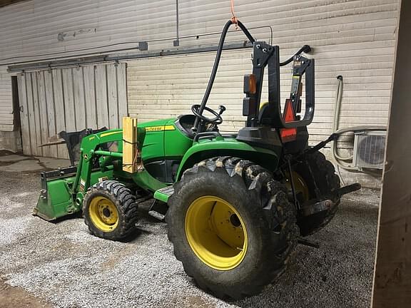 Image of John Deere 3038E equipment image 2