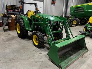 2018 John Deere 3038E Equipment Image0