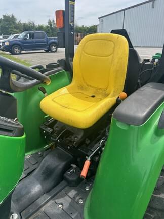 Image of John Deere 3038E equipment image 2