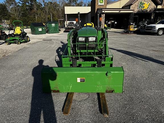 Image of John Deere 3038E equipment image 1