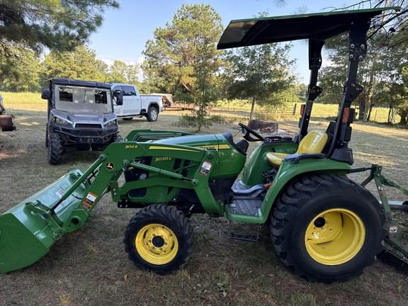 Image of John Deere 3038E Primary image
