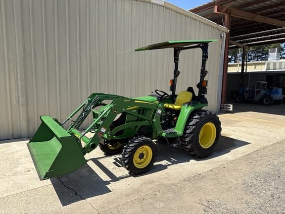 Image of John Deere 3038E equipment image 1