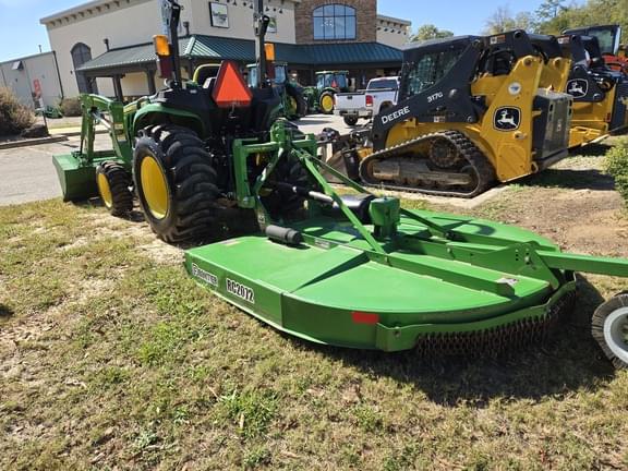 Image of John Deere 3038E equipment image 2