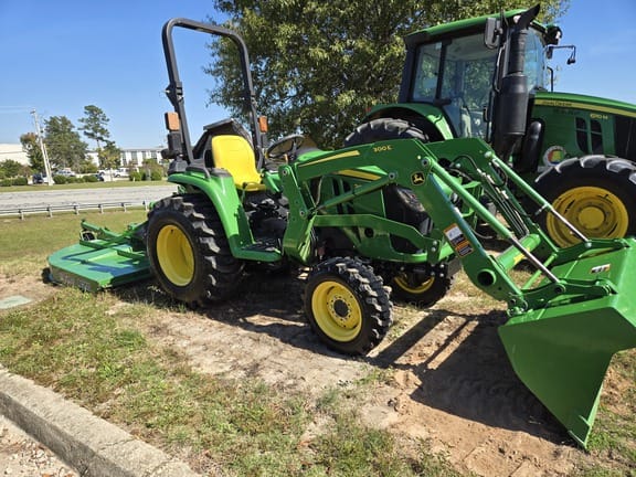 2018 John Deere 3038E Equipment Image0