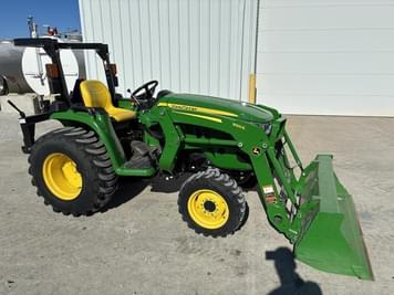 Main image John Deere 3038E