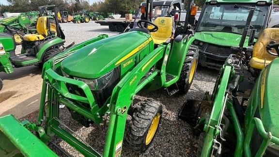Image of John Deere 3038E equipment image 4