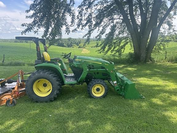 Image of John Deere 3038E equipment image 1