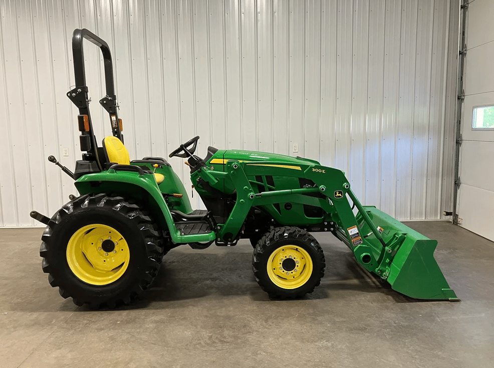 Image of John Deere 3038E Primary Image