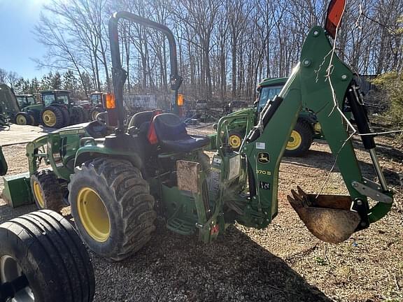 Image of John Deere 3038E equipment image 4