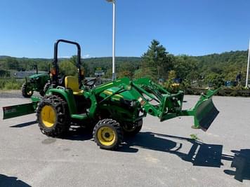 Main image John Deere 3038E