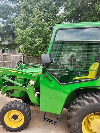 Image of John Deere 3038E Primary image