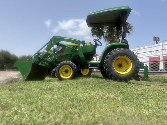 Image of John Deere 3038E equipment image 1