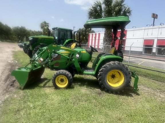 Image of John Deere 3038E equipment image 2