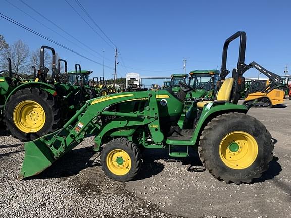 Image of John Deere 3039R equipment image 2