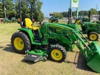 Main image John Deere 3039R