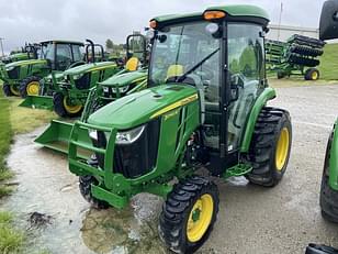 Main image John Deere 3046R 4