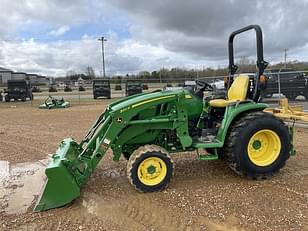 Main image John Deere 3046R 0