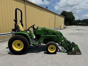 Main image John Deere 3046R 1