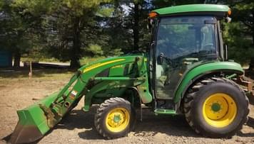 Main image John Deere 3046R