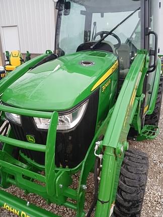 Image of John Deere 3046R equipment image 1