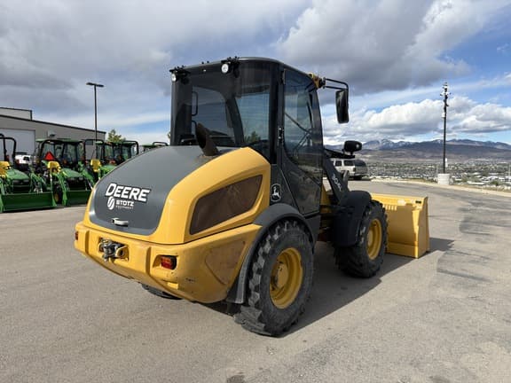 Image of John Deere 304L equipment image 4